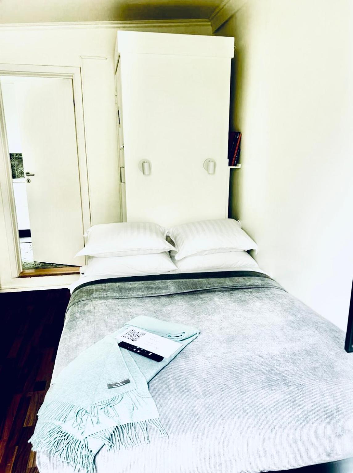Studio 104- Free Parking Onsite -Private Entrance ريكيافيك المظهر الخارجي الصورة